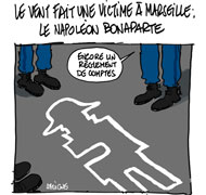 Vent: le ferry Napoléon Bonaparte prend l'eau dans le port de Marseille