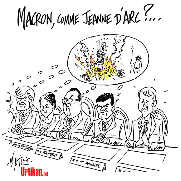 Hommage à Jeanne d'Arc : les grosses allusions de Macron - Dessin de Mutio
